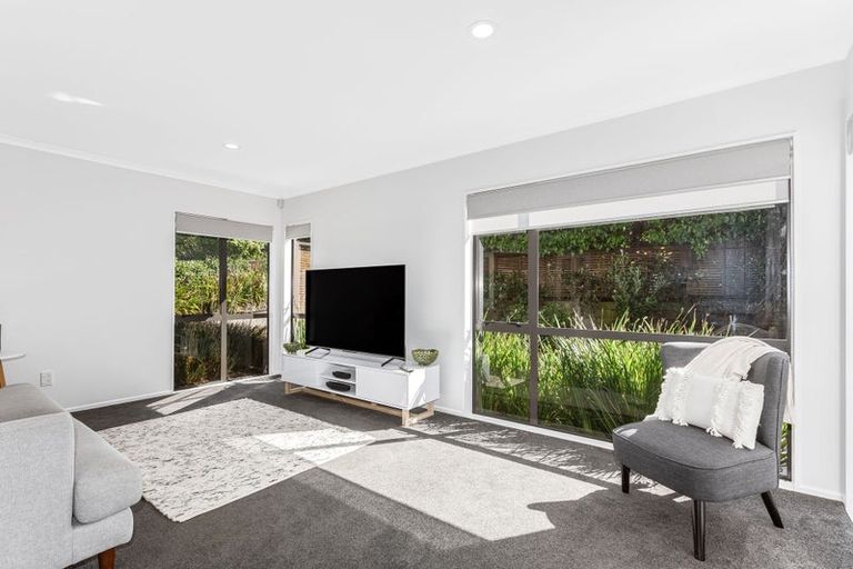 Photo of property in 59 Te Puia Drive, Aotea, Porirua, 5024