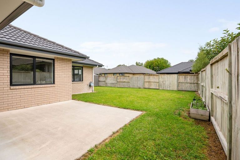 Photo of property in 19 Teatree Close, Huntington, Hamilton, 3210