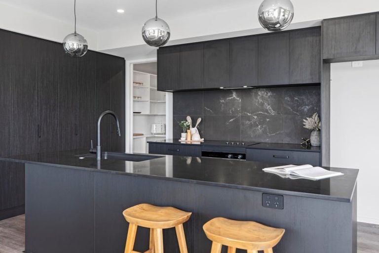 Photo of property in 25 Kite Way, Welcome Bay, Tauranga, 3112