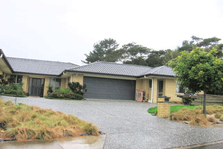 Photo of property in 70 Shelter Drive, Greenhithe, Auckland, 0632