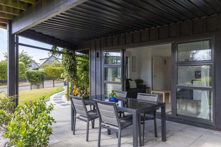 Photo of property in 2 Cherry Lane, Acacia Bay, Taupo, 3330