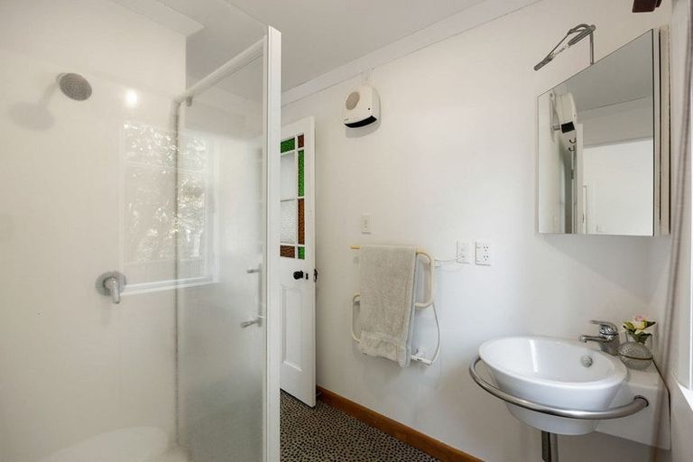 Photo of property in 74 Thornton Road, Cambridge, 3434