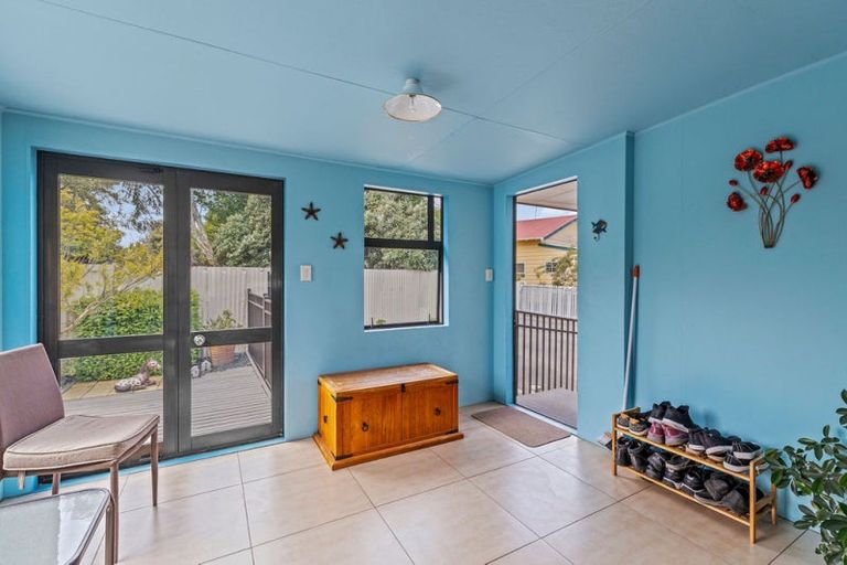 Photo of property in 11 Russell Street, Marton, 4710