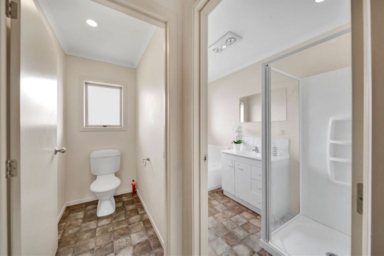 Photo of property in 17 Jules Crescent, Bell Block, New Plymouth, 4312