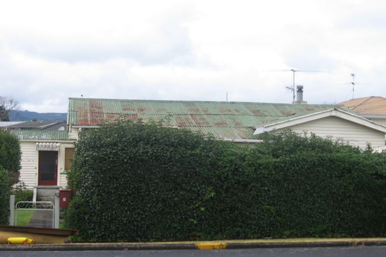 Photo of property in 2/56 East Street, Papakura, 2110