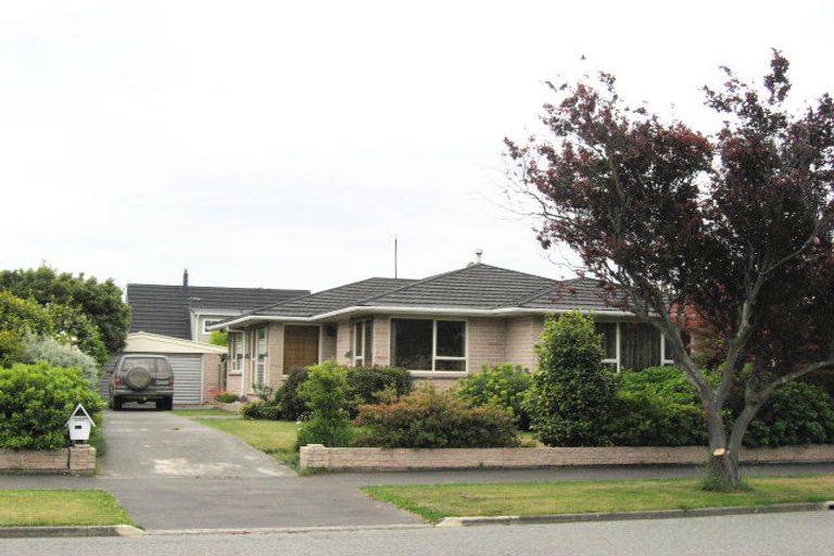 Photo of property in 18 Birkenhead Street, Avonhead, Christchurch, 8042