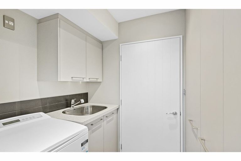 Photo of property in 12a Saint James Avenue, Papanui, Christchurch, 8053