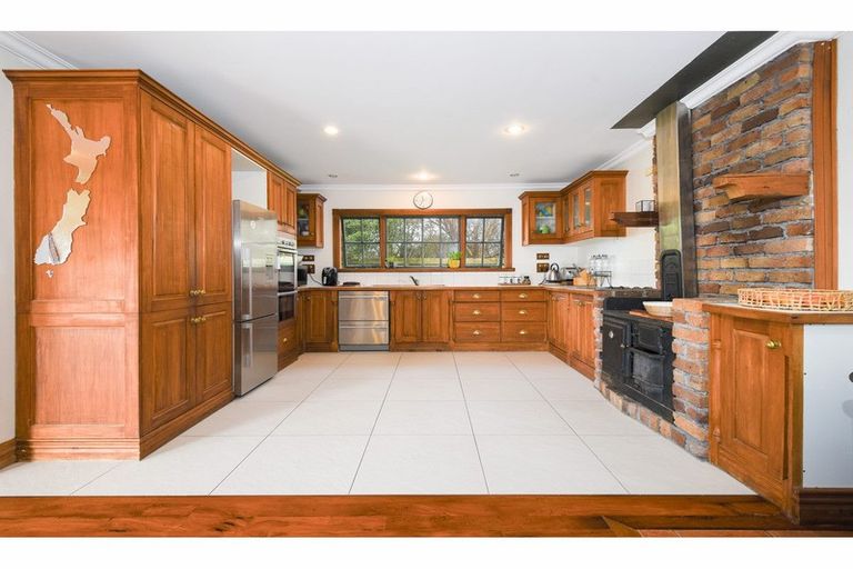 Photo of property in 48 Hamon Place, Pukehangi, Rotorua, 3015