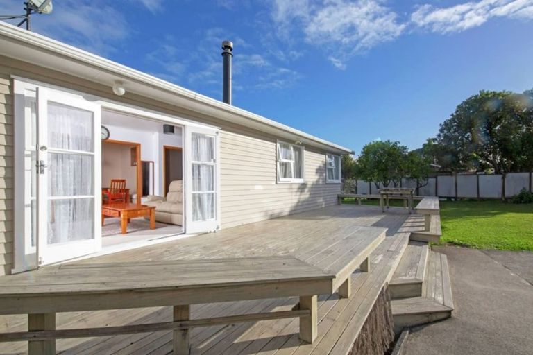 Photo of property in 7 Wanaka Place, Pakuranga Heights, Auckland, 2010