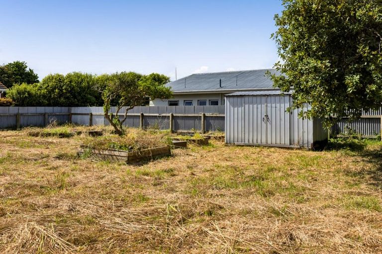 Photo of property in 208 Egmont Street, Patea, 4520