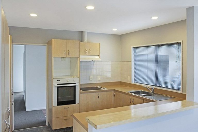 Photo of property in 3/406 Yaldhurst Road, Russley, Christchurch, 8042