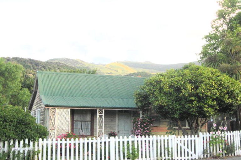 Photo of property in 117 Rue Jolie, Akaroa, 7520
