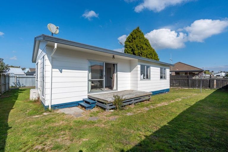 Photo of property in 20b Kentucky Crescent, Nawton, Hamilton, 3200