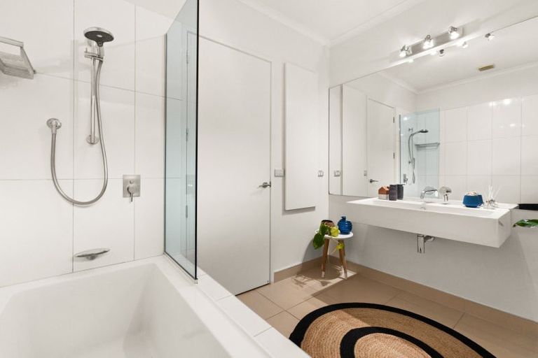 Photo of property in 28 Esk View Road, Eskdale, Napier, 4182