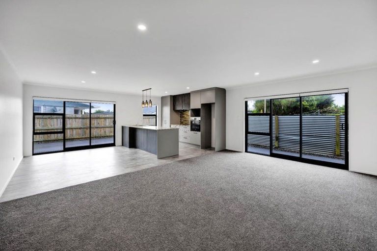 Photo of property in 7 Egmont Street, Hawera, 4610