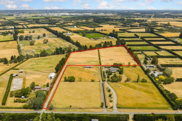 Photo of property in 61 Finlays Road, West Melton, Christchurch, 7675