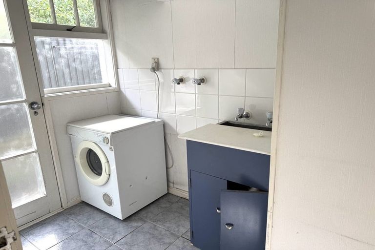 Photo of property in 18 Roysfield Lane, Sunnyhills, Auckland, 2010