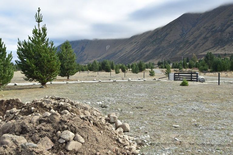 Photo of property in 64 Flanagan Lane, Ben Ohau, Twizel, 7999