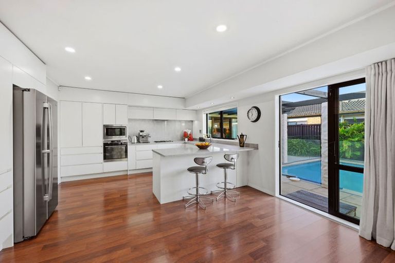 Photo of property in 188 Prince Regent Drive, Farm Cove, Auckland, 2012