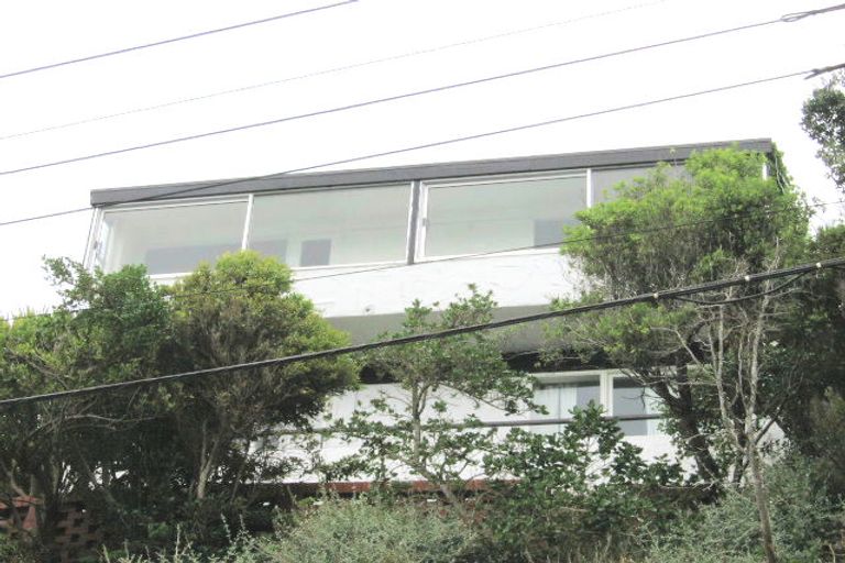 Photo of property in 35 Connaught Terrace, Brooklyn, Wellington, 6021