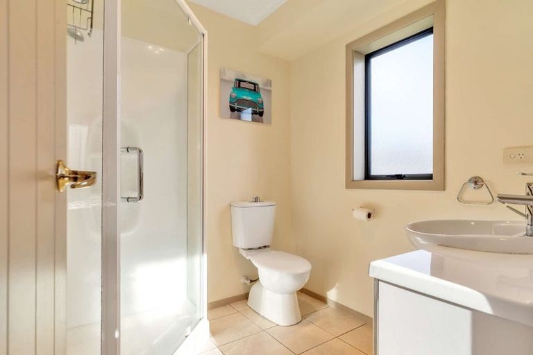 Photo of property in 20 Golden Courie Close, Papamoa Beach, Papamoa, 3118