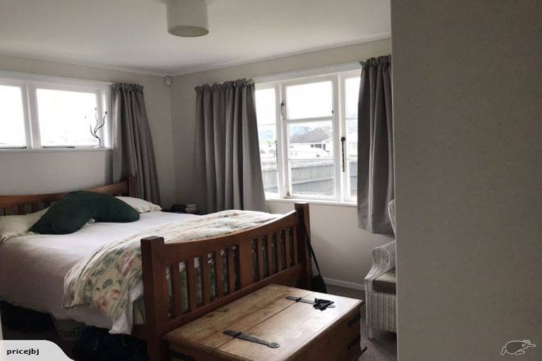 Photo of property in 45 Ararino Street, Trentham, Upper Hutt, 5018