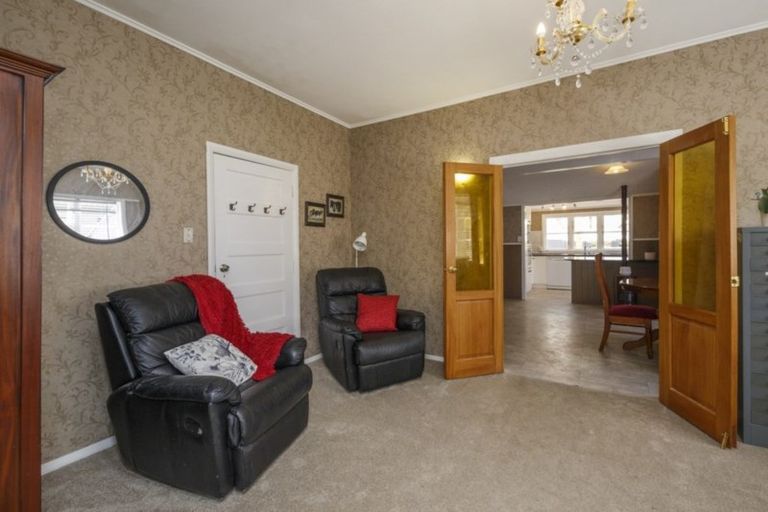 Photo of property in 28 Oxford Street, Hokowhitu, Palmerston North, 4410