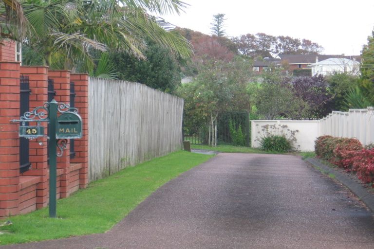 Photo of property in 45 Manor Park, Sunnyhills, Auckland, 2010