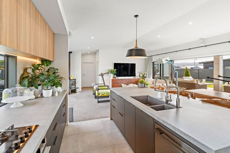 Photo of property in 5 Kea Court, Carterton, 5713