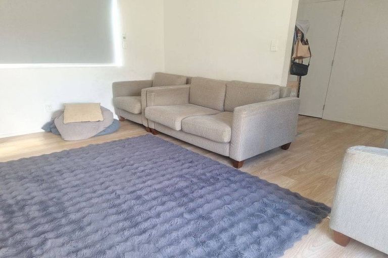 Photo of property in 4/4 Edgerton Road, Te Atatu Peninsula, Auckland, 0610