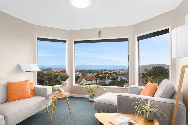 Photo of property in 21 Kenmure Road, Belleknowes, Dunedin, 9011