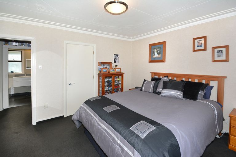 Photo of property in 458 Taieri Road, Halfway Bush, Dunedin, 9010