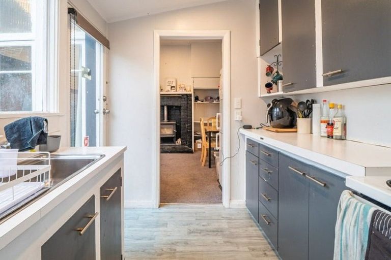 Photo of property in 8 Osmond Street, South Dunedin, Dunedin, 9012