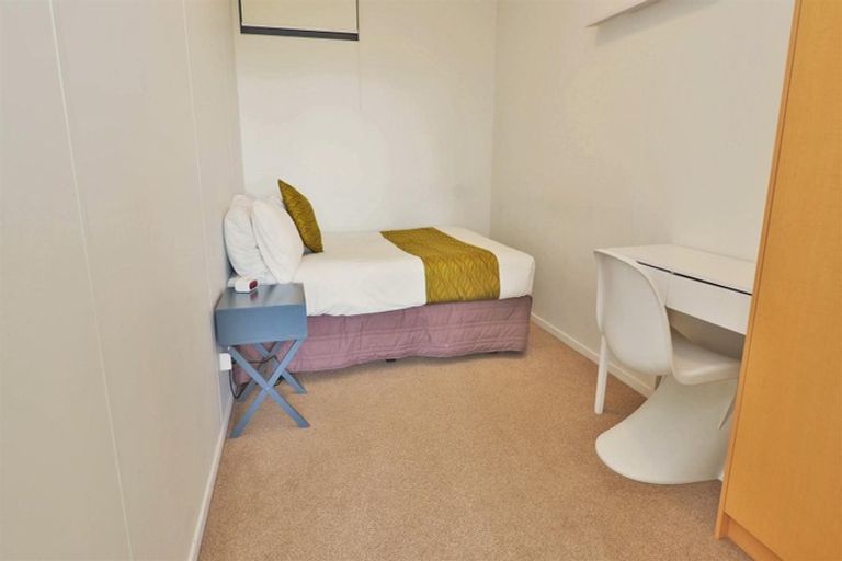 Photo of property in Twin Towers, 402/17 Putney Way, Manukau, Auckland, 2104