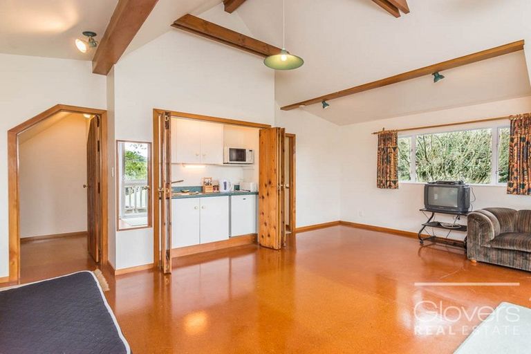Photo of property in 156 Piha Road, Piha, New Lynn, 0772