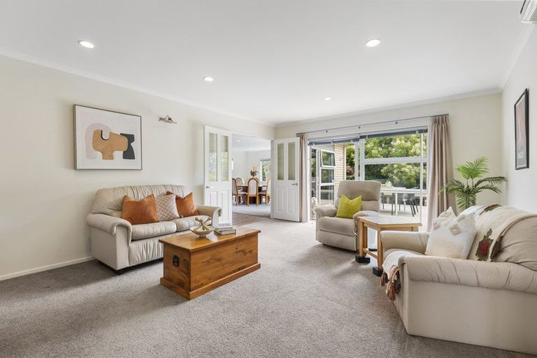 Photo of property in 10 Beachwood Drive, Hatfields Beach, Orewa, 0931