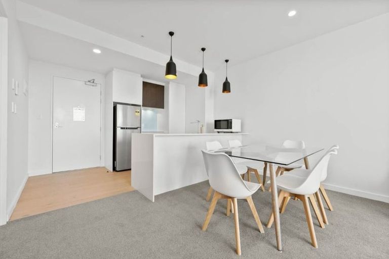 Photo of property in 204/19 Rawene Road, Birkenhead, Auckland, 0626