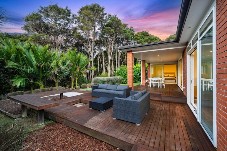 Photo of property in 339 Glenvar Road, Long Bay, Auckland, 0630