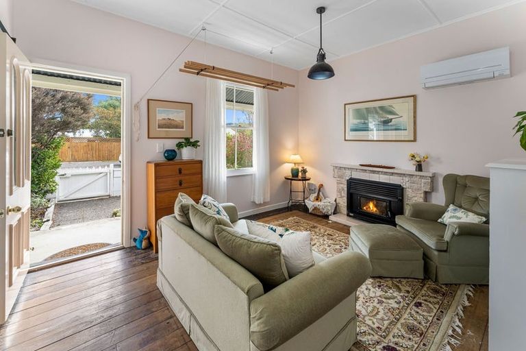 Photo of property in 24 Arrow Street, Wakefield, 7025