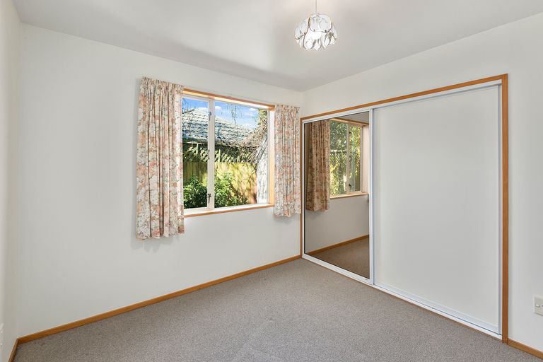 Photo of property in 25a Ravenna Street, Avonhead, Christchurch, 8042