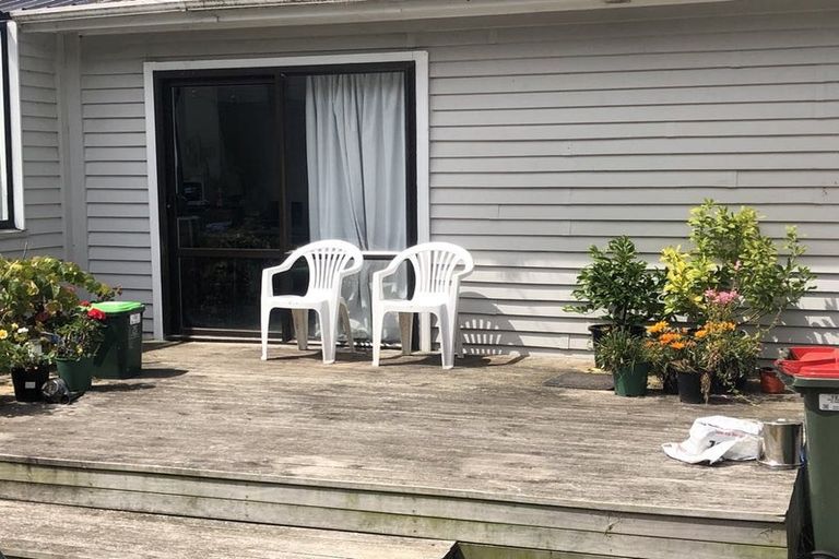 Photo of property in 12 West Street, Eltham, 4322