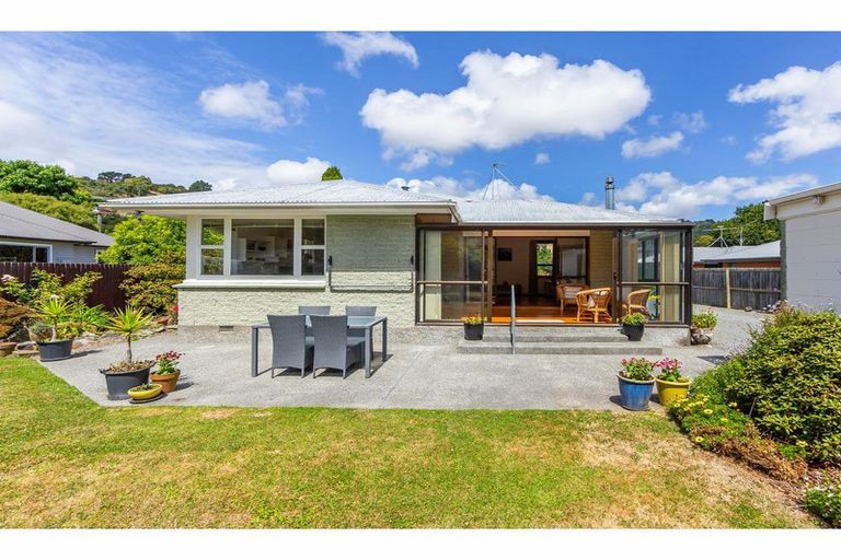 Photo of property in 273 Centaurus Road, Hillsborough, Christchurch, 8022