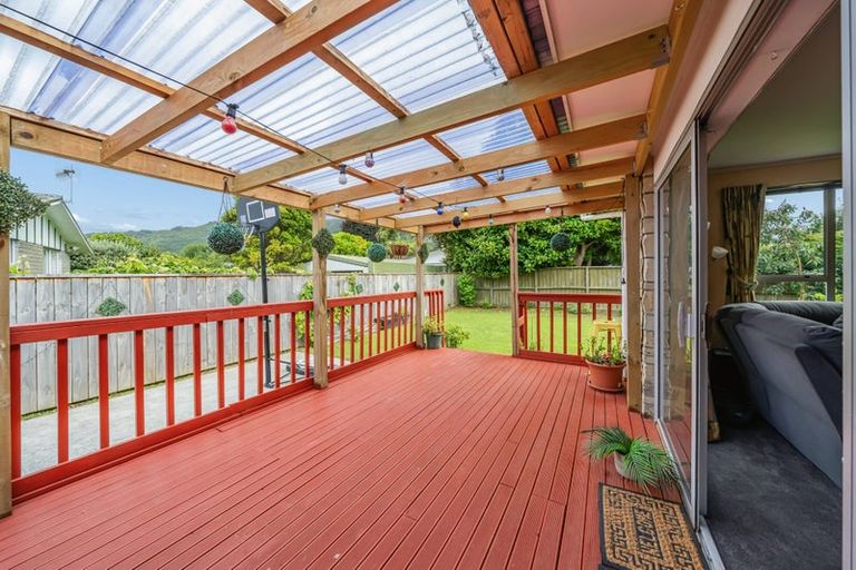 Photo of property in 71 California Drive, Totara Park, Upper Hutt, 5018