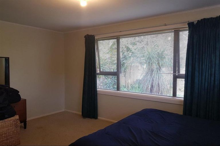 Photo of property in 11 Lochee Road, Upper Riccarton, Christchurch, 8041