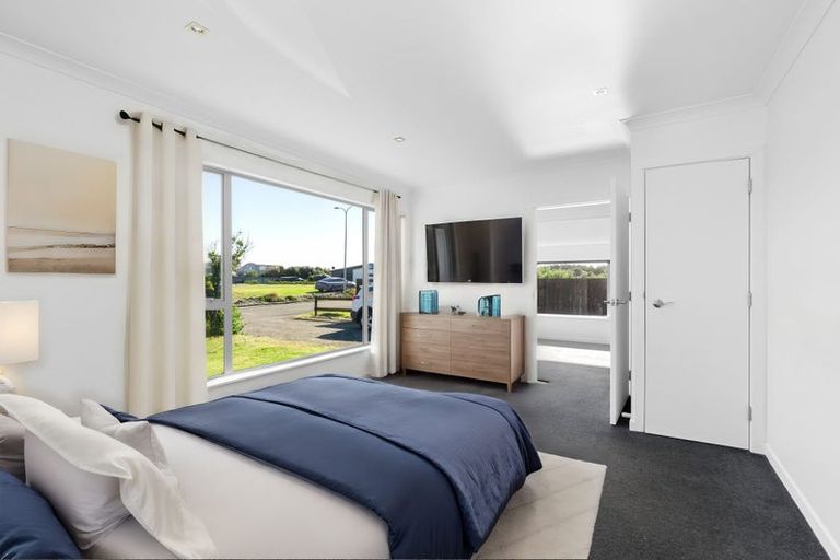 Photo of property in 178 Park Avenue, Waitarere Beach, Levin, 5510