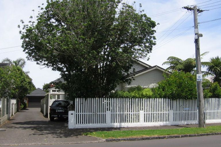 Photo of property in 22 Selwyn Road, Epsom, Auckland, 1023