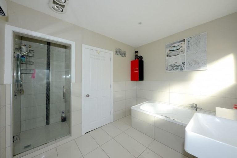 Photo of property in 116 Richardson Terrace, Woolston, Christchurch, 8023