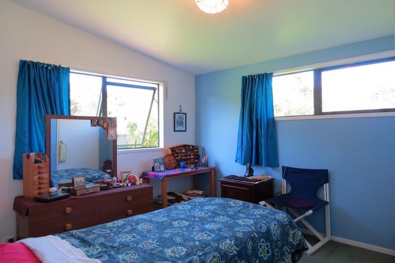 Photo of property in 30 Colville Road, Coromandel, 3506