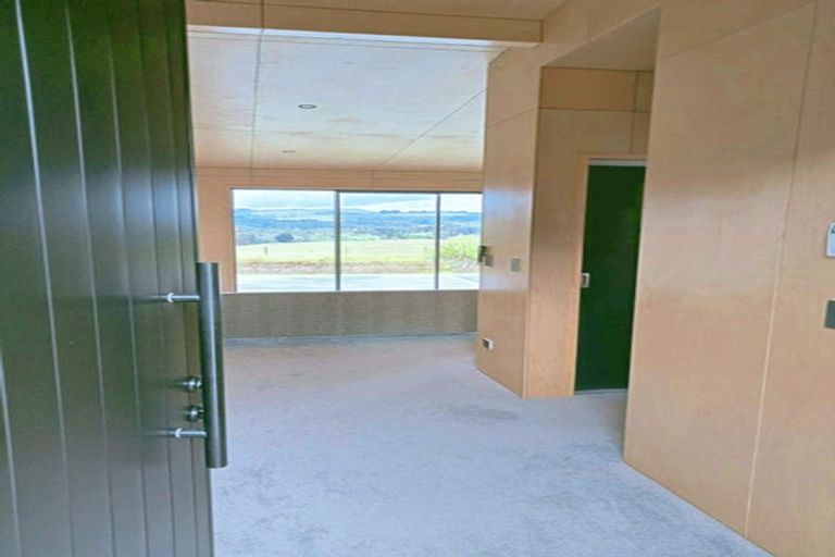 Photo of property in 22 Kittyhawk Drive, Kinloch, Taupo, 3377