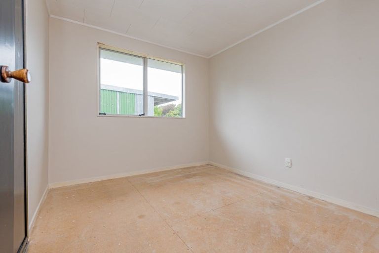 Photo of property in 21 Cambridge Street, Pahiatua, 4910